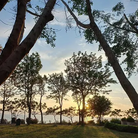 Bodrum-turgutreis Merkezde Plaja 50 Metre Uzaklikta 1 Ve 2 Numarali Daireler