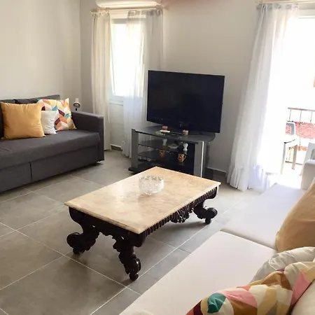 Bodrum-turgutreis Merkezde Plaja 50 Metre Uzaklikta 1 Ve 2 Numarali Daireler Apartament *