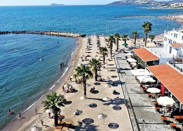 Bodrum-turgutreis Merkezde Plaja 50 Metre Uzaklıkta 1 Ve 2 Numaralı Daireler *