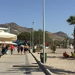 Apartamento Bodrum-turgutreis Merkezde Plaja 50 Metre Uzaklikta 1 Ve 2 Numarali Daireler Bodrum