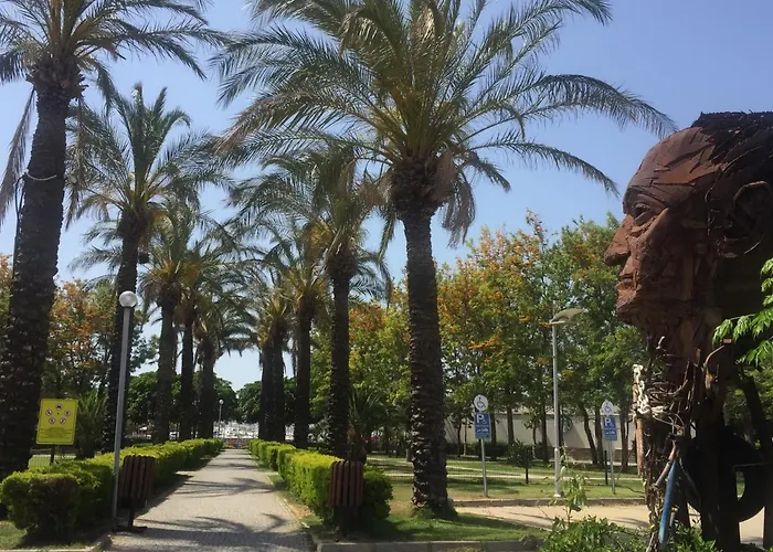 Apartmán Bodrum-turgutreis Merkezde Plaja 50 Metre Uzaklikta 1 Ve 2 Numarali Daireler *