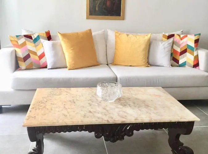 Bodrum-turgutreis Merkezde Plaja 50 Metre Uzaklikta 1 Ve 2 Numarali Daireler Apartmán Bodrum