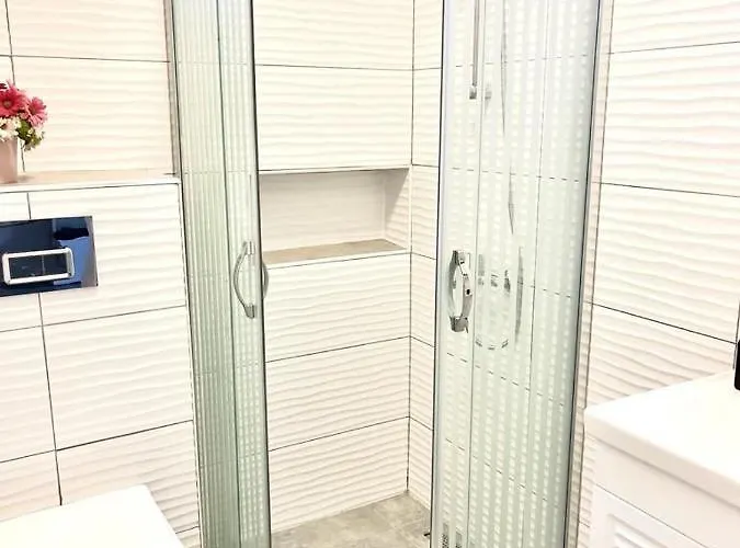 Bodrum-turgutreis Merkezde Plaja 50 Metre Uzaklikta 1 Ve 2 Numarali Daireler Apartmán Bodrum