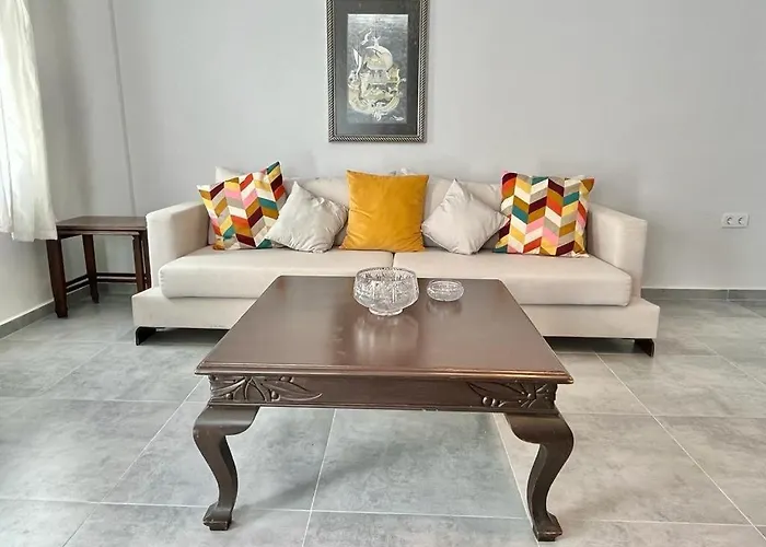 Bodrum-turgutreis Merkezde Plaja 50 Metre Uzaklikta 1 Ve 2 Numarali Daireler 아파트