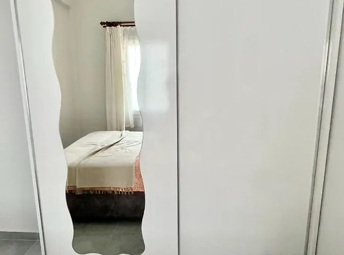 아파트 Bodrum-turgutreis Merkezde Plaja 50 Metre Uzaklikta 1 Ve 2 Numarali Daireler Bodrum