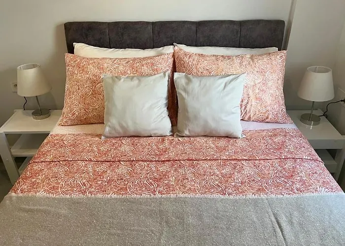 Bodrum-turgutreis Merkezde Plaja 50 Metre Uzaklikta 1 Ve 2 Numarali Daireler Apartmán Bodrum