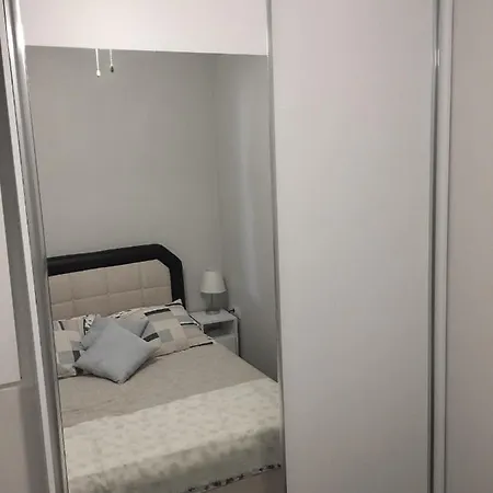 Bodrum-turgutreis Merkezde Plaja 50 Metre Uzaklikta 1 Ve 2 Numarali Daireler Bodrum