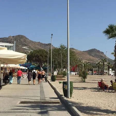 Appartement Bodrum-turgutreis Merkezde Plaja 50 Metre Uzaklikta 1 Ve 2 Numarali Daireler Bodrum